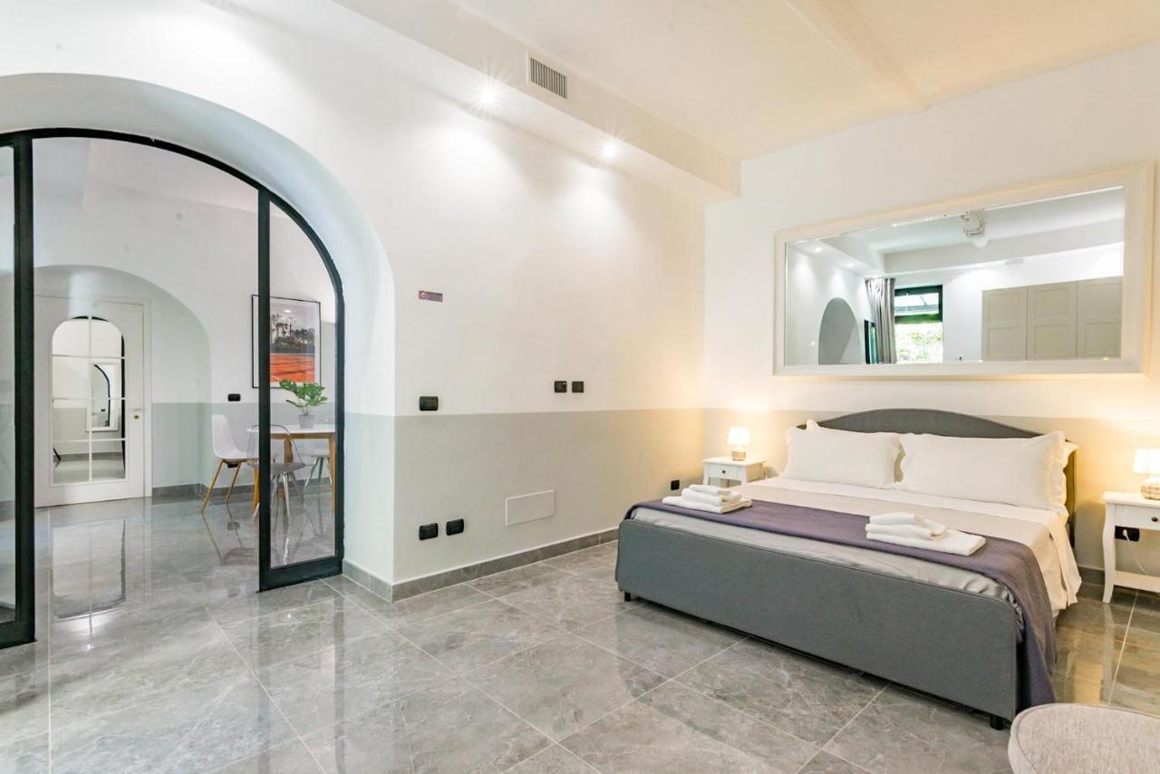 Laurina Deluxe Apartment Roma Exterior foto